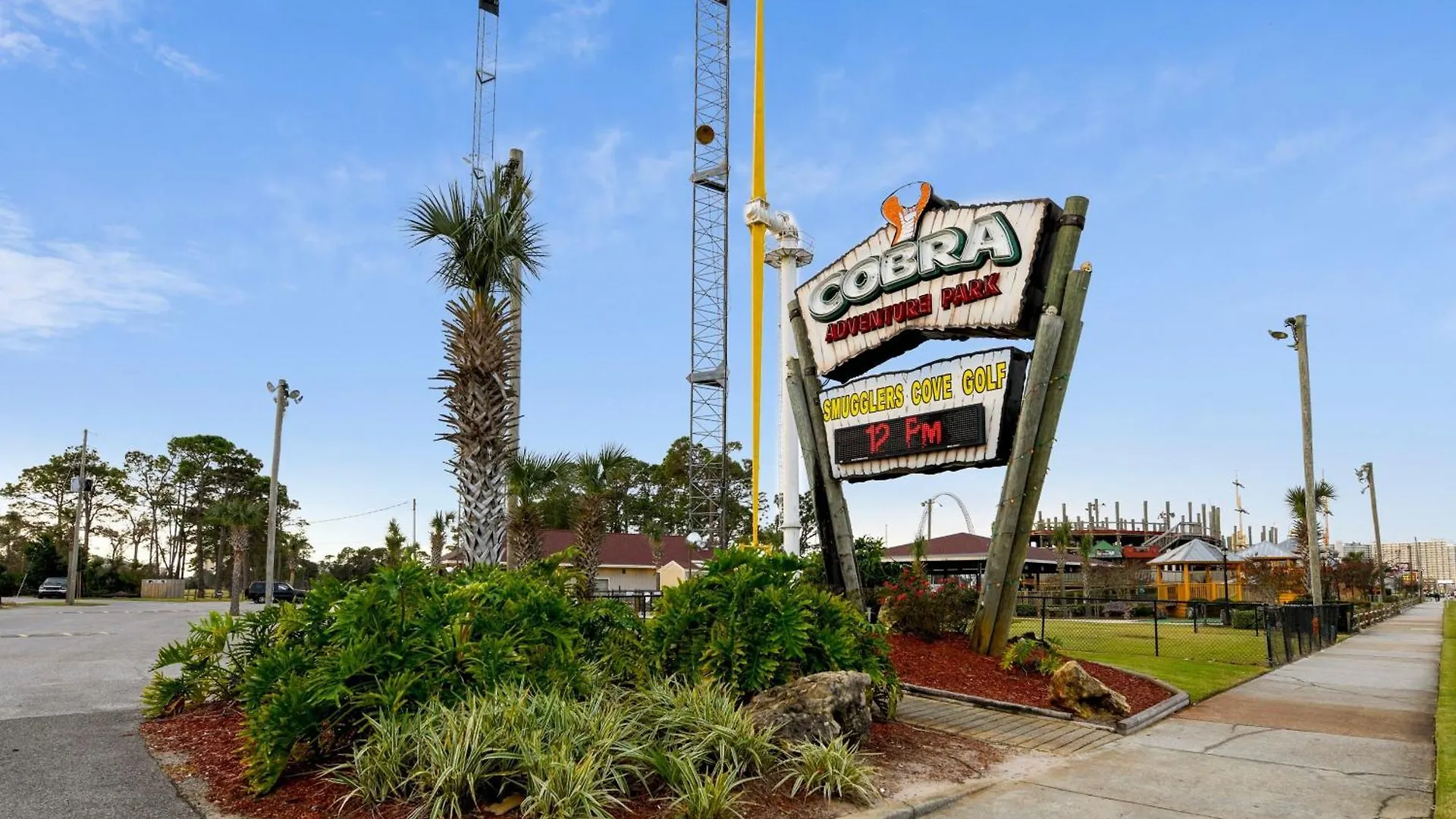 Edgewater Beach Resort #811 Tower 3 By Book That Condo Panama City Beach