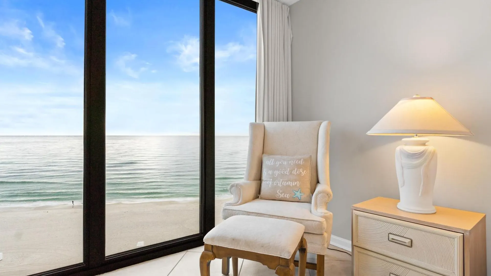 Semesterbostad Edgewater Beach Resort #811 Tower 3 By Book That Condo Panama City Beach