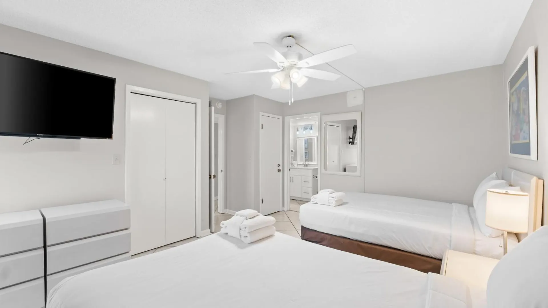 Edgewater Beach Resort #811 Tower 3 By Book That Condo Panama City Beach 0*,  United States